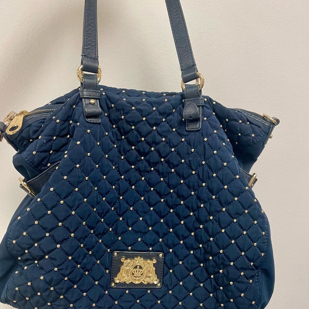 Chic Navy Quilted Shoulder Bag
